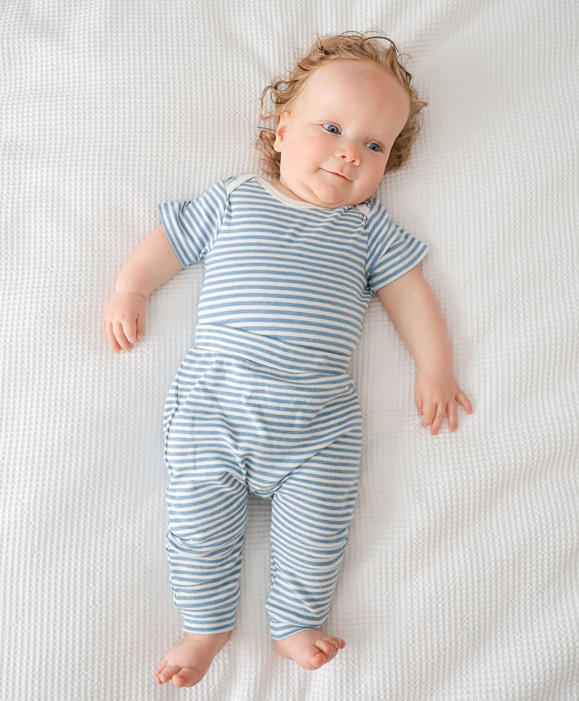 Comfy baby short sleeve bodysuit - Blue stripes