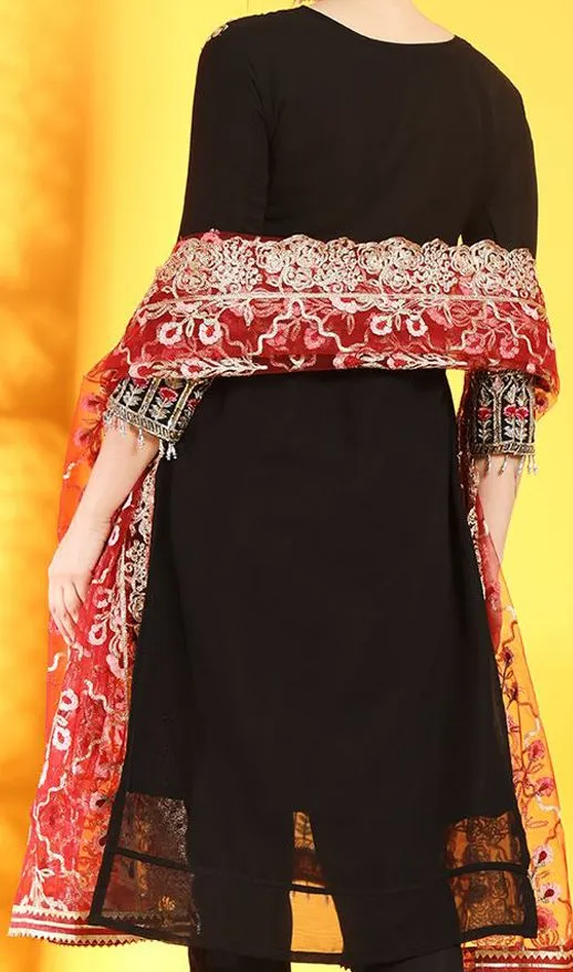 Pakistani Inspired Floral Embroidered Thread Work Kurta Trousers & Dupatta