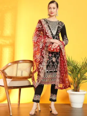 Pakistani Inspired Floral Embroidered Thread Work Kurta Trousers & Dupatta