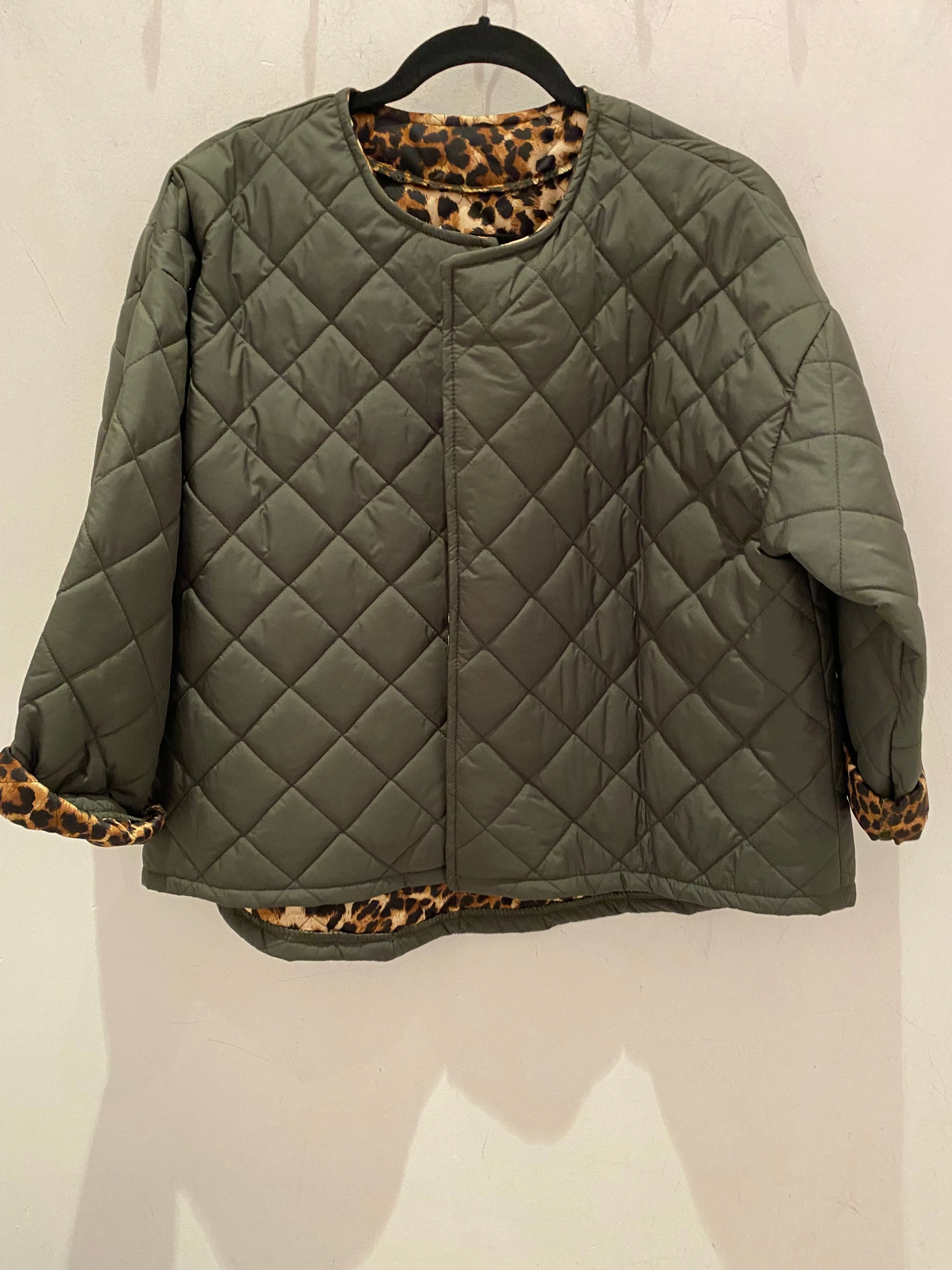 Quilted leopard lined jacket