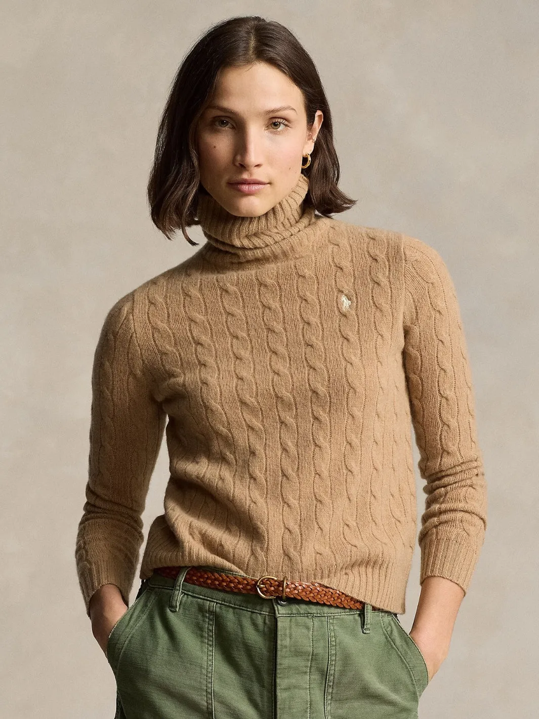WOOL-CASHMERE CABLE TURTLENECK SWEATER Camel