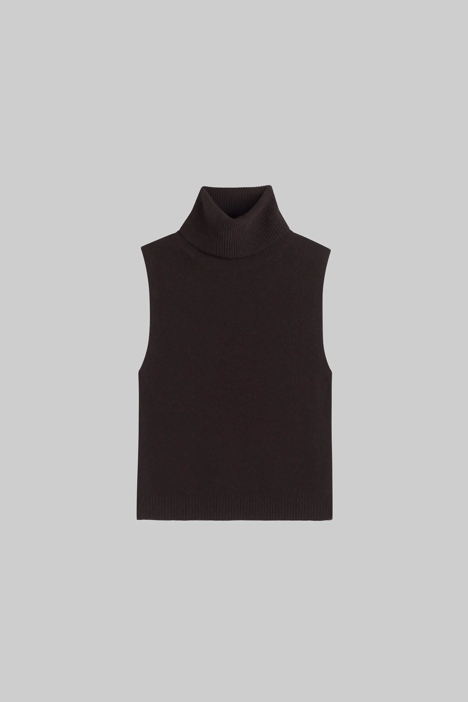 Zoe Sleeveless Turtleneck